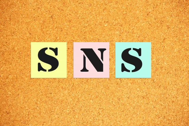 SNS